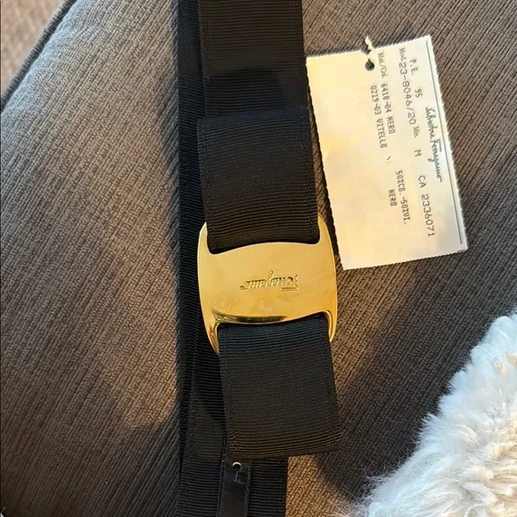 Salvatore Ferragamo Black and Gold Belt - Picture 2 of 3